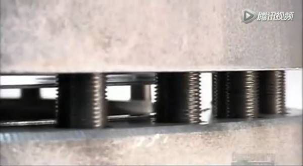 比人還大的大型閥門是怎么制造出來的？-