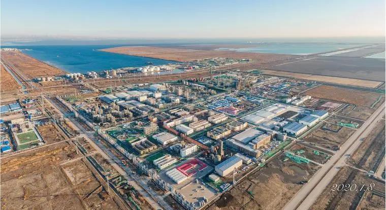 多個(gè)百億級(jí)超大項(xiàng)目按下快進(jìn)鍵，天津南港工業(yè)區(qū)唱響春天進(jìn)行曲-